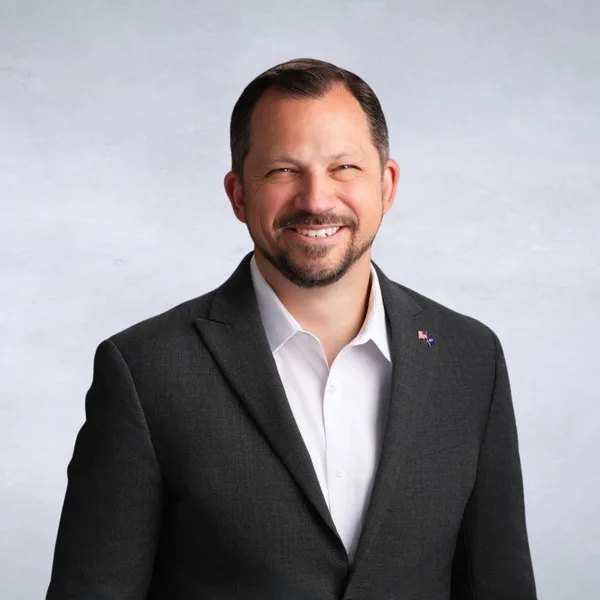 Evan Hunt campaign headshot